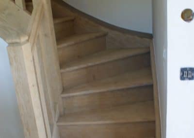 Décapage bois escalier